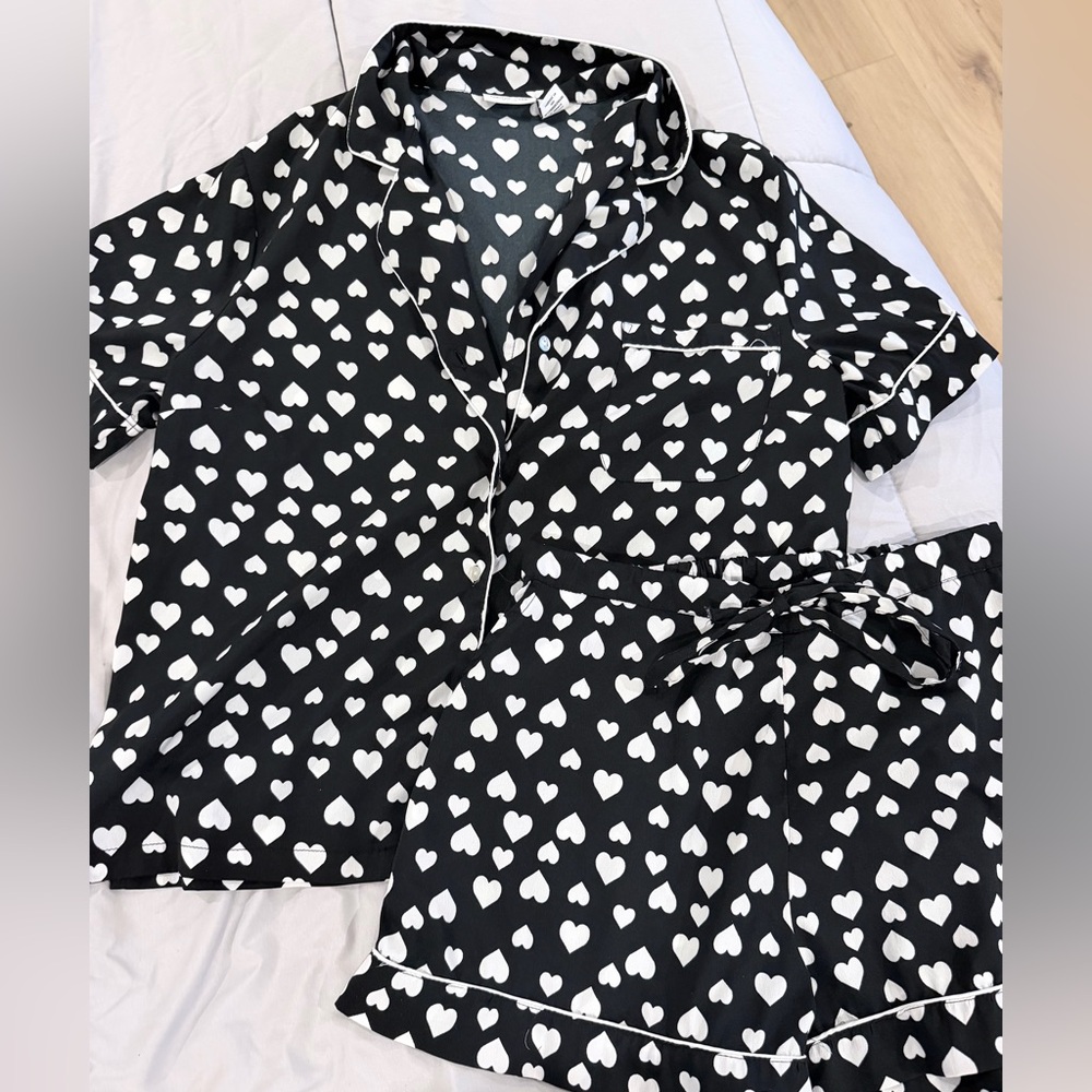 Tabitha Webb two-piece heart-print pajama set